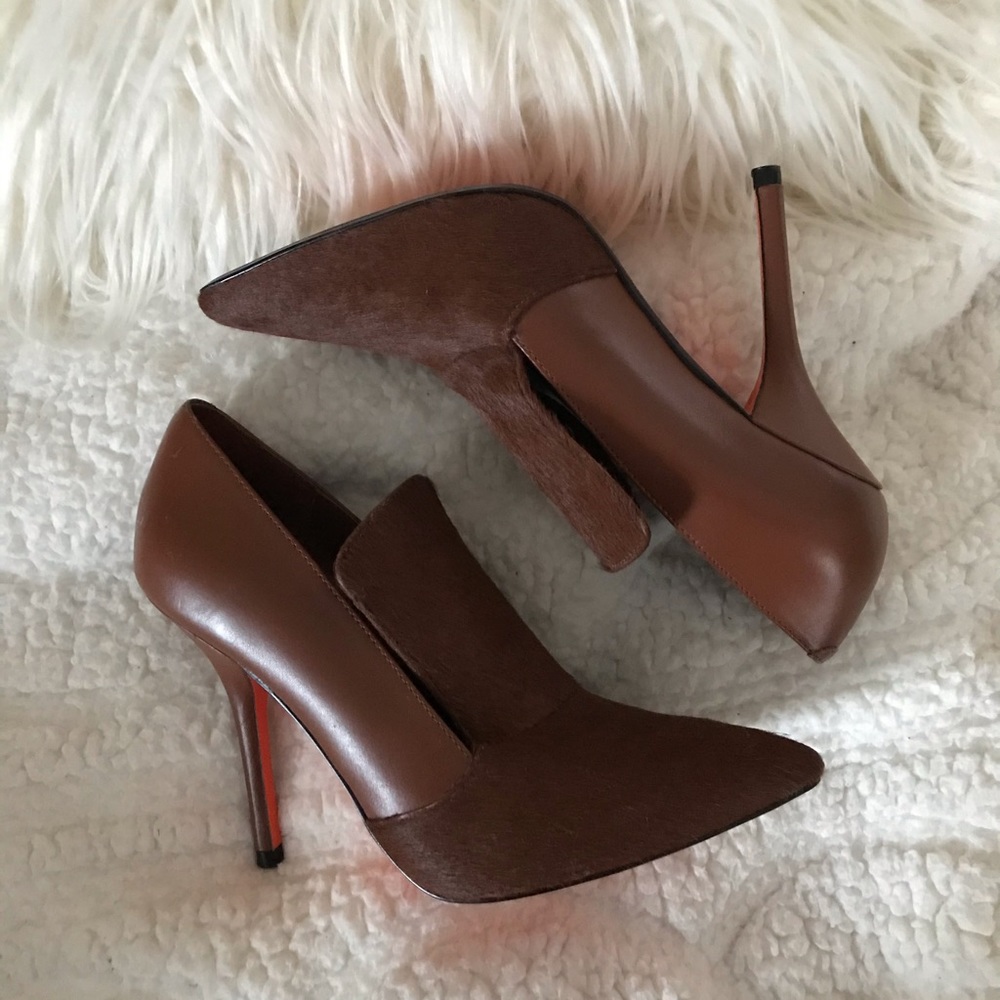 Camel leather pony hair pumps